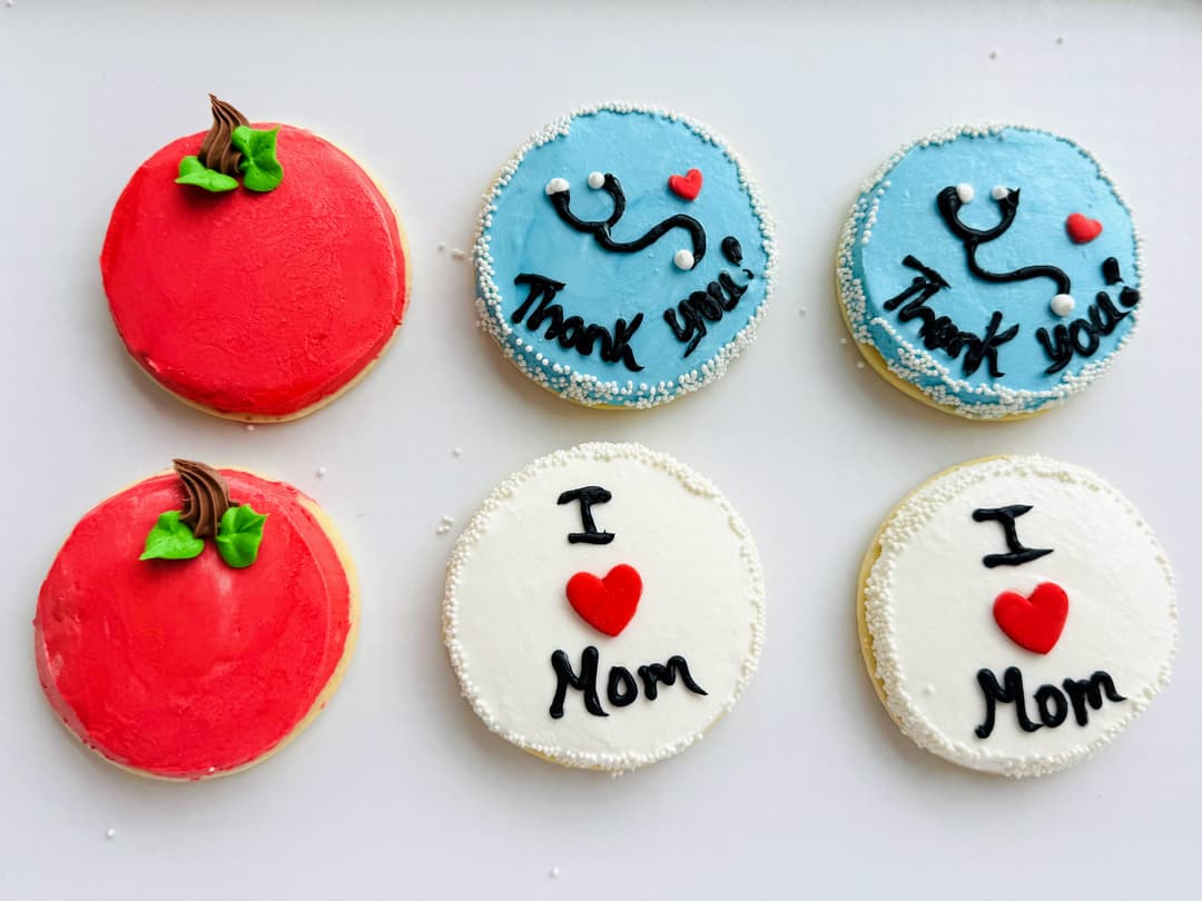 A picture of a mothers day cookies